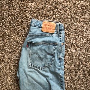 Vintage Levi High Waisted Mom Jeans